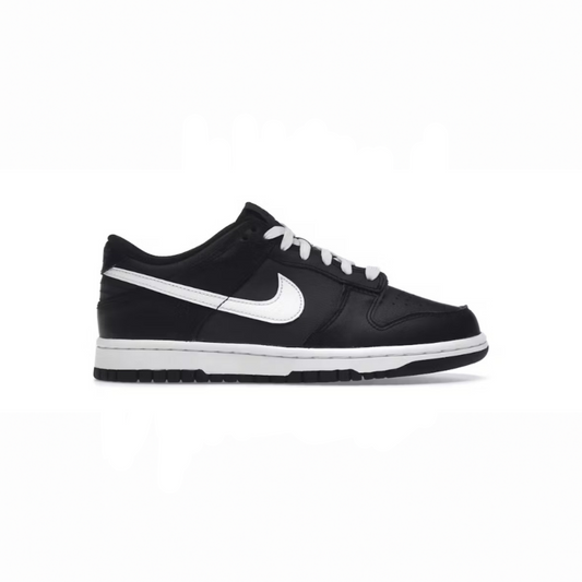 NIKE DUNK LOW BLACK WHITE